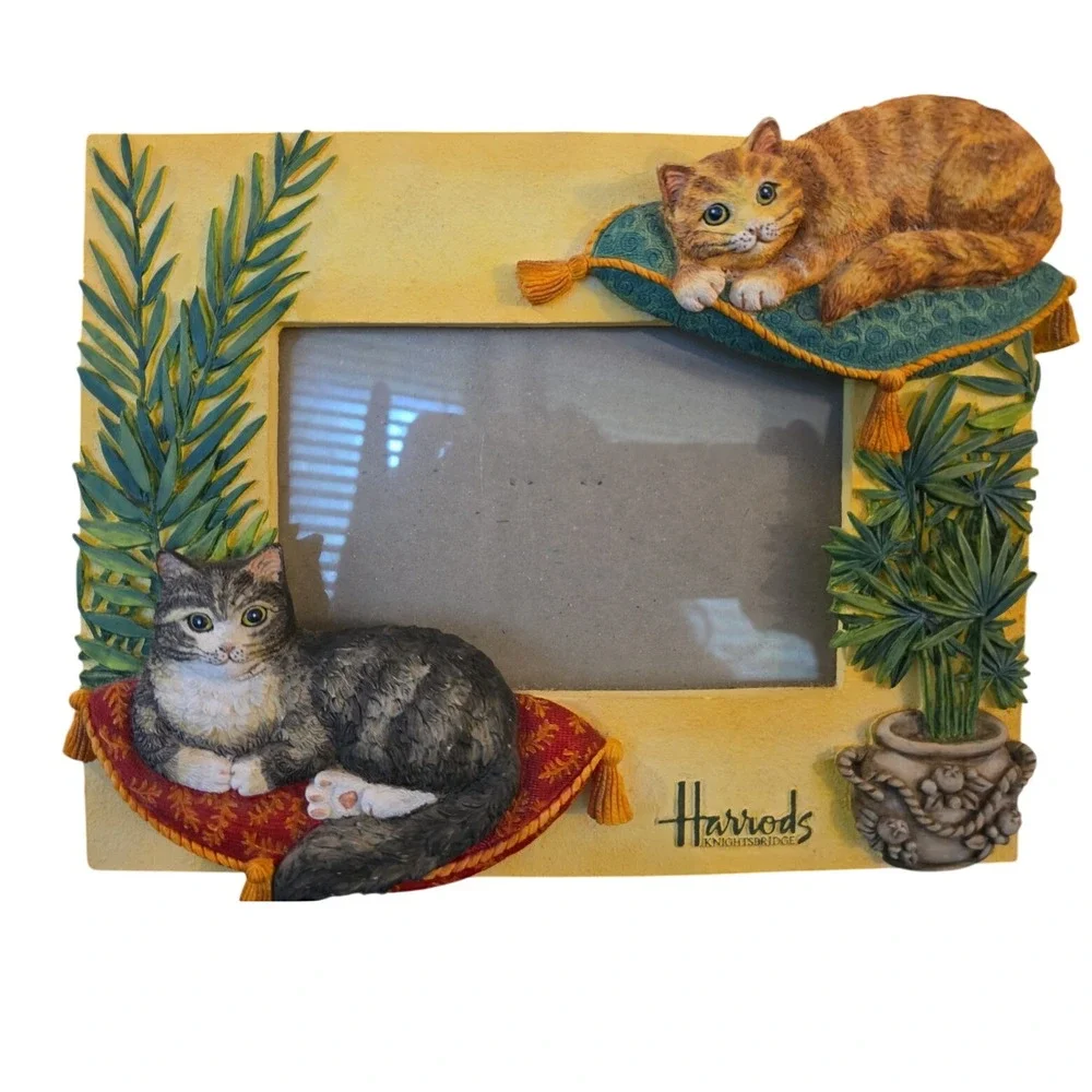 Rare Harrods Knightsbridge Cat 4x6 Photo Frame 3D Resin Vintage Palm Leaves
